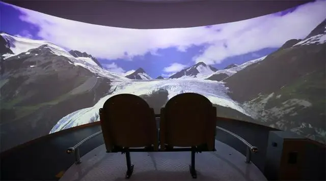 通过VR旅游重温人类历史的辉煌瞬间